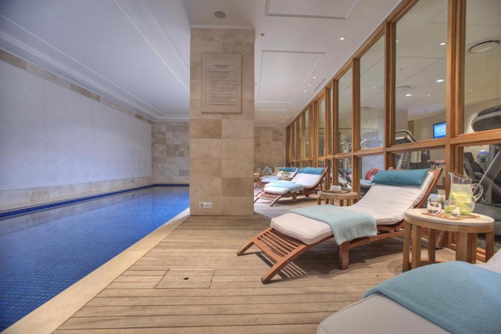Taj Hotel Cape Town - Luxury 5 Star Suites - Very Spacious With Kitchenette, Lions Head Views Kültér fotó